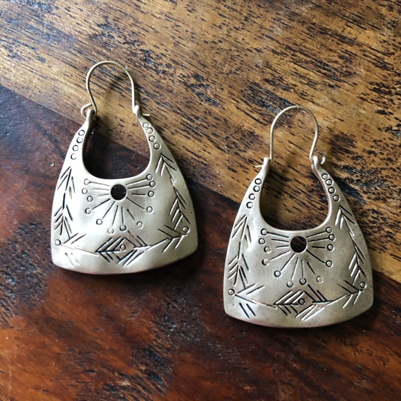 None Jewelry - Boho earrings gold tone